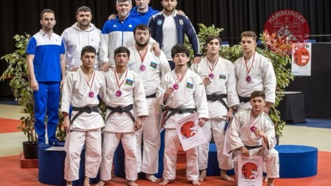 Rekord sayda qızıl medal qazandılar