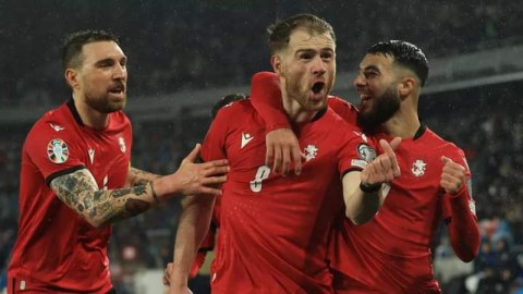 Gürcüstan ilk dəfə Avropa çempionatında 