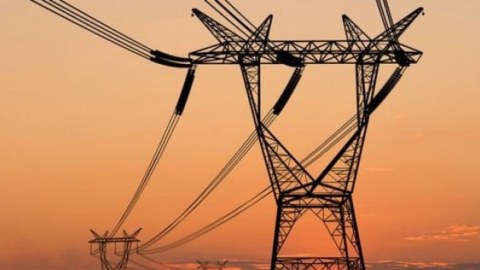 Azərbaycanda elektrik enerjisi istehsalı azalıb - Alternativ mənbələrdə artım var