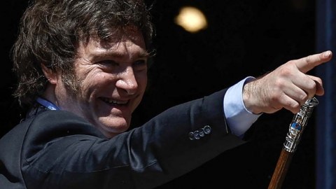 Prezident 70 min məmuru işdən çıxaracaq