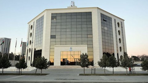 Gəncə klubunun baş məşqçisi 1 illik futboldan uzaqlaşdırıldı
