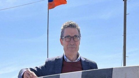 XİN Rasmussenin rəhbərlik etdiyi qrupun hesabatında yer alan iddiaları rədd edir