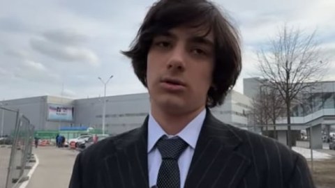 “Crocus”da insanların xilaskarlarından olan Emil danışdı - VİDEO