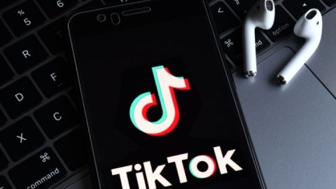 TikTok-da Azərbaycan teatrlarının videolarına 380.000-dən çox baxıblar