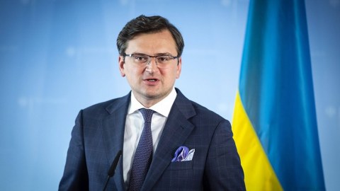 Ukrayna xarici işlər naziri Hindistana getdi 