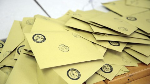 Türkiyədə yerli seçkilər: Paytaxtın bölgələrində bələdiyyələri kim İDARƏ EDƏCƏK?