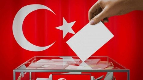 Türkiyədə bələdiyyə seçkiləri BAŞA ÇATDI