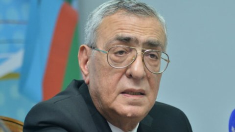 Heydər Əliyevə Respublika Stadionunu göstərdik, qoyunlar otlayırdı...