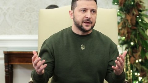 Zelenski Xarkovu qorumaq üçün tərəfdaşlarına müraciət etdi