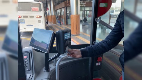 Avtobusların elektron ödəniş üçün alətlərlə təchizi tələbi müəyyənləşdi