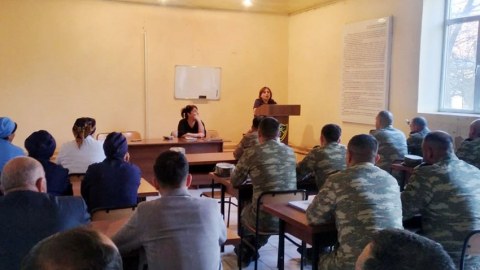 Hərbçilər və mülki işçilərlə görüş keçirilib