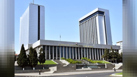 Milli Məclisin sabahkı iclasının gündəliyi DƏYİŞDİ