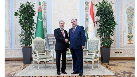 Türkmənistan və Tacikistan arasında bir sıra sənədlər imzalanıb