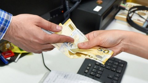 Sosial yardımla bağlı yeni proqram istifadəyə veriləcək
