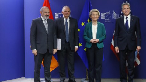 Paşinyan Brüssel görüşündən YAZDI
