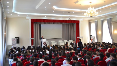Kooperasiya Universiteti “Şəkəri azalt, ömrünü uzat!” kampaniyasına qoşuldu