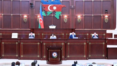 Deputatlar bu gün nələri müzakirə etdi...