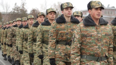 Ermənistanda ordu üçün yeni hərbi nizamnamə hazırlanır