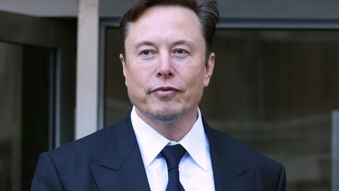 İlon Mask barədə araşdırma başladı 