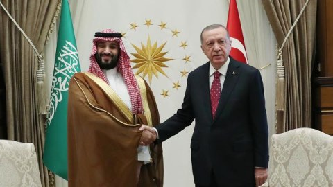 Ərdoğan Səudiyyə lideri ilə Qəzzadan danışdı