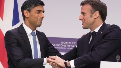 Sunak və Makron Ukraynaya yardımı müzakirə etdilər