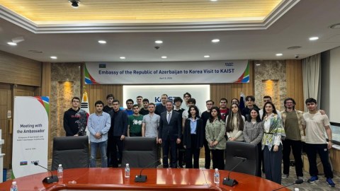 Koreyadakı səfirimiz azərbaycanlı tələbələrlə görüşdü - FOTO