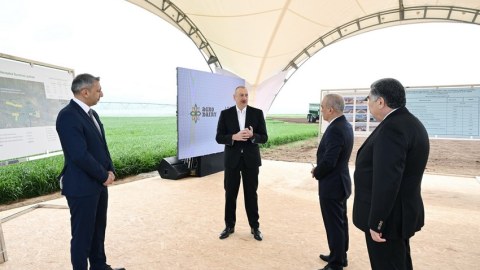 Prezident Hacıqabulda suvarma qurğuları kompleksi ilə tanış oldu - FOTO