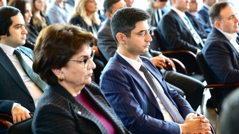 İçərişəhərdə MakTAB məzunlarının təltifetmə mərasimi keçirilib - FOTO