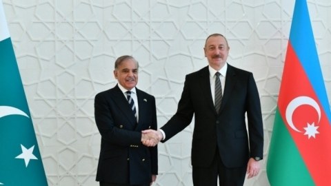 Şahbaz Şərif İlham Əliyevi TƏBRİK ETDİ 
