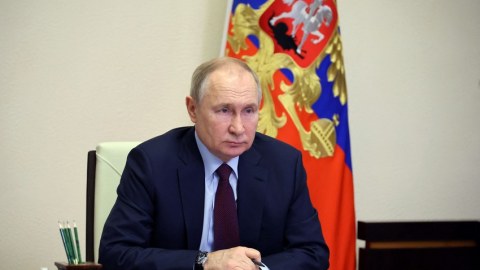 Putin Təhlükəsizlik Şurasının iclasını keçirəcək