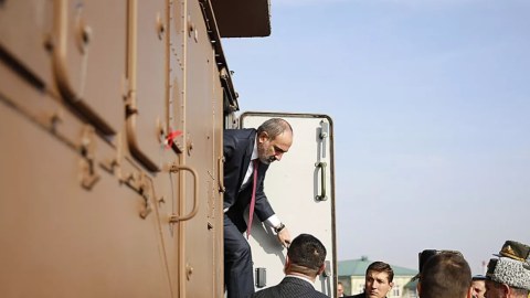 Paşinyan yenə Rusiyanı tənqid etdi 