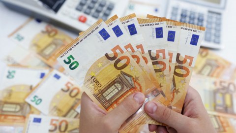 Avropa Komissiyası Ukraynaya 50 milyard avro ayıracaq