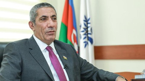 Siyavuş Novruzov kərbəlayı olmaq İSTƏYİR