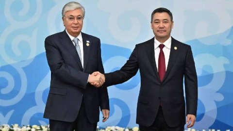 Qırğızıstan Prezidenti Qazaxıstana gedəcək