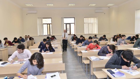 Bazar günü növbəti buraxılış imtahanı keçiriləcək