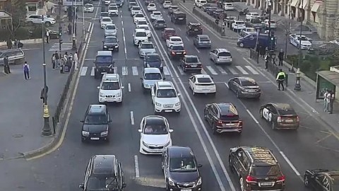 Paytaxtda tıxac olan yolların SİYAHISI