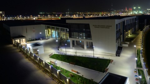 Bakı Fransız Liseyi fəaliyyətini DAYANDIRIR - YENİLƏNİB
