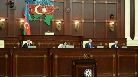 Deputatlar bu gün nələri müzakirə etdi...