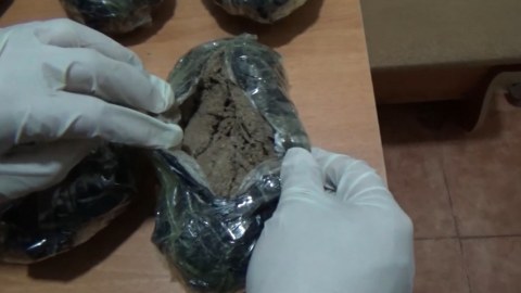 Qazaxda narkokuryer saxlanıldı
