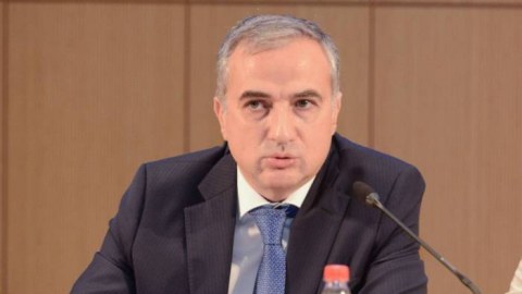 Azərbaycan Çinlə dialoq aparmalıdır - Fərid Şəfiyev