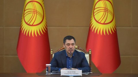 Qırğızıstan Prezidenti Azərbaycanla bağlı sənədi İMZALADI