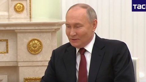 Azərbaycanla münasibətlər yüksək səviyyədədir - Putin