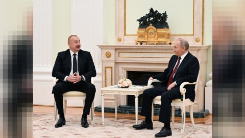 İlham Əliyevin Putinlə təkbətək görüşü KEÇİRİLİB