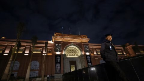 II Ramzesın 3400 yaşı olan heykəli vətənə qaytarılıb