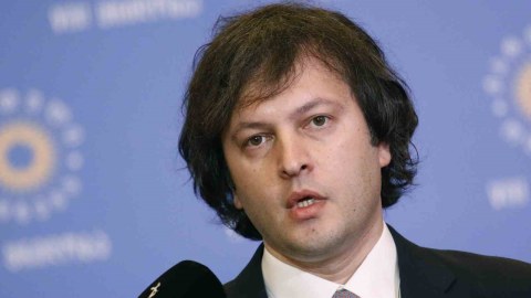 Kobaxidze “xarici agentlər” qanununun tənqidçilərini “təkəbbürlü və iyrənc" adlandırdı