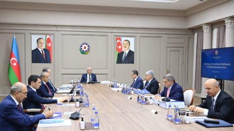 Hökumətin iqtisadi komandası toplaşdı - Baş nazir tapşırıqlar verdi