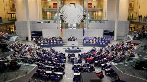 Bundestaq Gürcüstandakı daxili siyasi vəziyyəti müzakirə edəcək