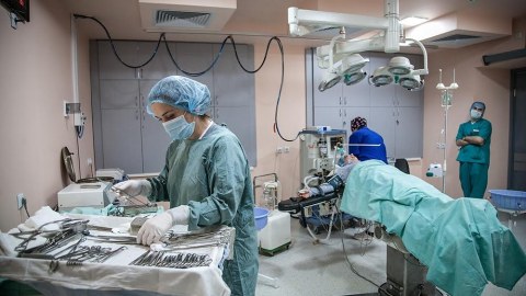 Gürcüstan tibb müəssisələrinin əsas problemləri - HESABAT