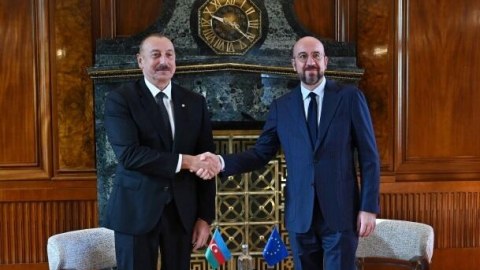 İlham Əliyev Şarl Mişeli Bakıya dəvət etdi