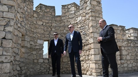 Azərbaycan və Qırğızıstan Prezidentləri Şahbulaq qalasında - FOTO